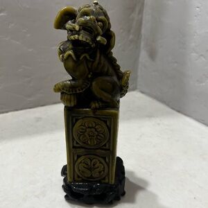Vintage Foo Dog Guardian Statue On Pedestal Stand 10”